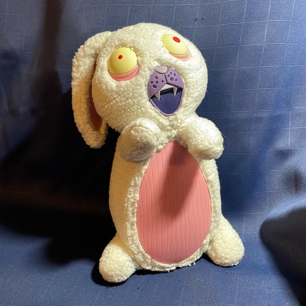 Doe by Mighty Fine Zombie Bunnies ‘Fluffy’ designer plush by Roman Dirge *RARE*